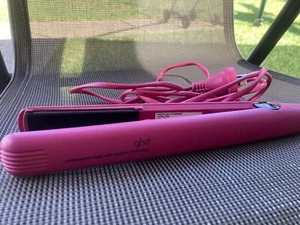 GHD Hair Straightener 3.3 Q03245 - Hot Pink - with Case #65614 - Picture 1 of 5