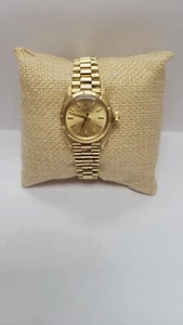 18kt Yellow Gold Ladies Oyster Perpetual Rolex Watch 20mm *working* - Picture 1 of 9