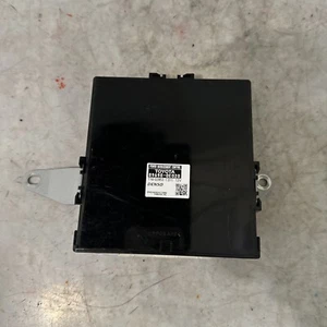 2012 LEXUS RX350 POWER MANAGEMENT CONTROL MODULE UNIT OEM 896900E020 - Picture 1 of 4