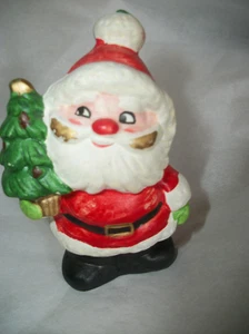 Vintage. Porzellan Weihnachtsmann hält Weihnachtsbaum Figur, 3 1/4 Zoll groß. - Bild 1 von 5