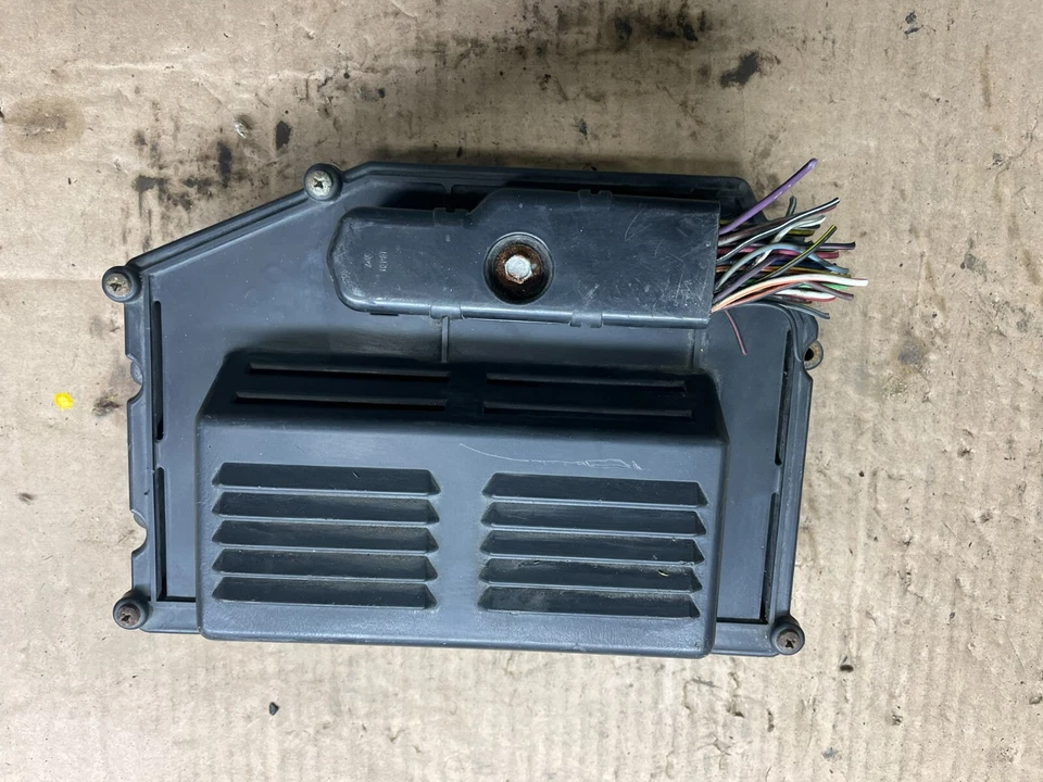 1994 Jeep Grand Cherokee Computer Engine Control ECU ECM o2205 OEM DG - Image 1 of 4