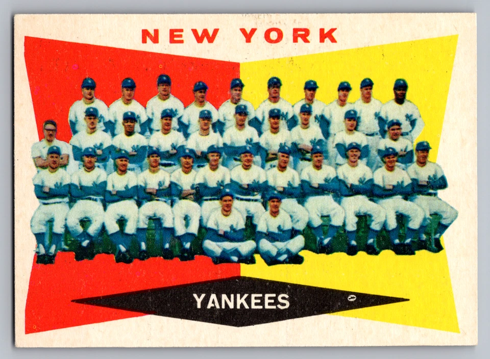 1960 TOPPS #332 NEW YORK YANKEES TEAM CARD COM MANTO/FORD/BERRA SEM MARCA - Imagem 1 de 3