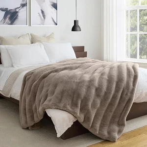 Faux Rabbit Fur Blanket in 3 Colours, 234 x 249 cm - Picture 1 of 24