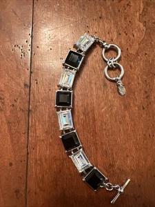MYKA Designs Swarovski Crystal Bracelet in Rhodium Stunning 8" adjust - Picture 1 of 4