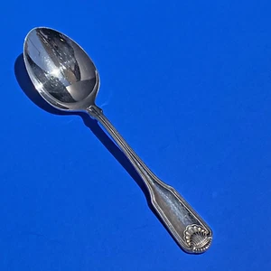 Oneida Classic Shell Stainless Flatware Solid Serving Spoon 8 1/4" Glossy - Picture 1 of 4