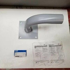 Crouse Hinds SWB6 Industrial Wall Mount Bracket, 2" Opening, NOS - Picture 1 of 6