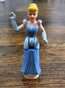 Vintage Disney Magic Kingdom Polly Pocket Replacement Figurine Cinderella - Picture 1 of 7