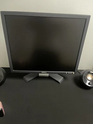 Dell E196FPF LCD 19" Monitor with Stand OGC811 TESTED IN GOOD WORKING ORDER - Image 1 of 2
