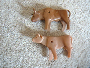 Playmobil Light Brown Horned Female Cow & Male Bull Pair Vintage Figures 1976 - Picture 1 of 3