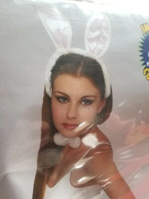 Kit de accesorios de conejito sexy para mujer  Foto 1 de 3