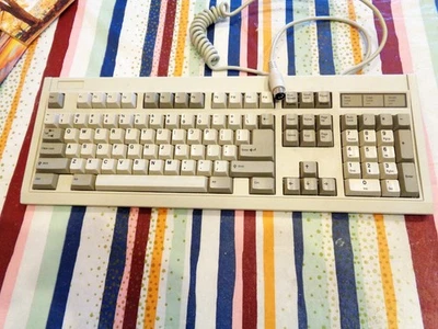 Monterey K-108 Vintage Mechanical Keyboard – SMK 2nd-Gen Blue Clicky Switches - Image 1 of 4