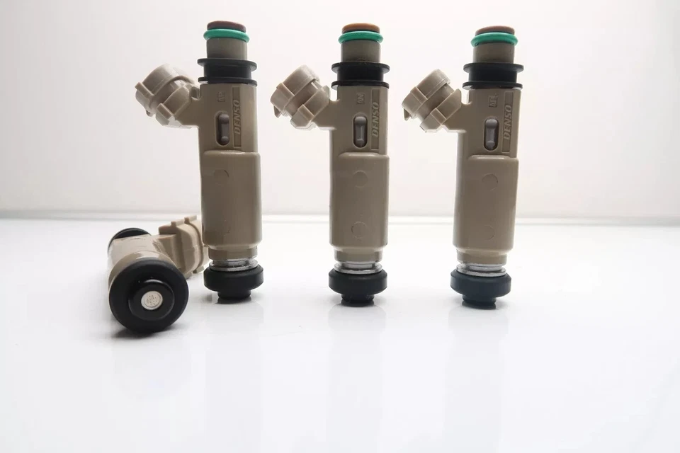 X4 INYECTORES DE COMBUSTIBLE DENSO ORIGINALES PARA KIA SPECTRA5 04-07 2.0 **ENVÍO EL MISMO DÍA** Foto 1 de 1