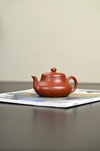 Chinese Yixing Zisha Clay Handmade Exquisite Teapot （君德  底款：孙建芳） - Picture 1 of 8