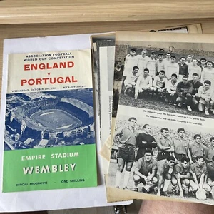 1961 England vs Portugal Football programme & Magazine Cuttings - Picture 1 of 9