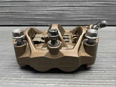 Pinza de freno delantera derecha Honda CBR600RR 2024, se limpiará #9525 Foto 1 de 4