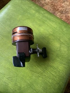 Vintage Ted Williams Sears Roebuck MODEL 240 Star Spin Casting fishing reel Nice - Picture 1 of 7