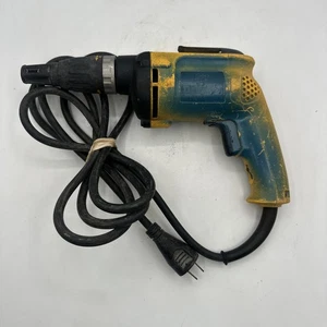 DEWALT VSR Tournevis cloison sèche DW255 type 4 6 ampères 5 300 tr/min testé - Photo 1/11