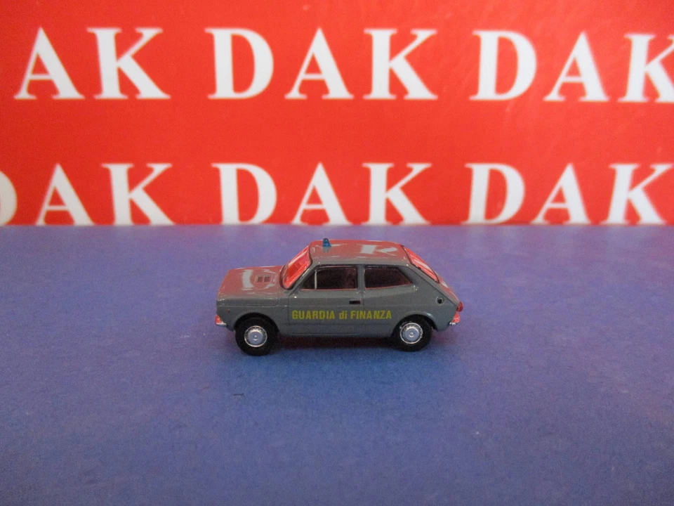 1/87 Modellino Auto Fiat 127 Guardia di Finanza 1971 by Brekina - Immagine 1 di 4