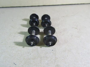 424X Vintage Kadee USA 4 Axles + 8 Wheels Metal Black Ho 1:87 - Picture 1 of 5