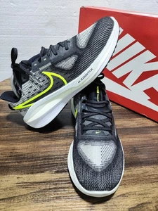 Zapatillas Hombre Vomero 17 Negro Volt Light Smoke Talla UK 8.5 - Imagen 1 de 15