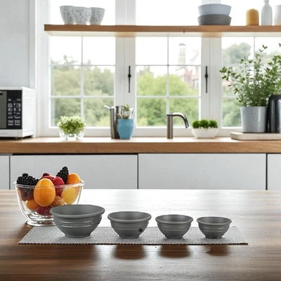 Juego de 4 tazas medidoras de silicona Le Creuset cuencos de preparación gris ostra 1 taza  Foto 1 de 4