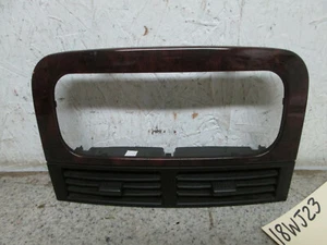 99 00 01 02 03 04 JEEP GRAND CHEROKEE RADIO DASH BEZEL WOOD GRAIN TRIM PANEL - Picture 1 of 3