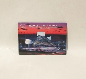 2004 ROCK N ROLL HALL OF FAME CLEVELAND Collectible Souvenir Refrigerator Magnet - Picture 1 of 5