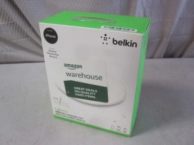 Base de cargador de almohadilla de carga inalámbrica Belkin Boost Up 7,5 W para iPhone Foto 1 de 4