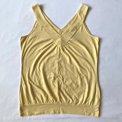 Top Michael Kors M Albaricoque Amarillo Naranja Cuello en V Cintura 00s Acanalado Tanque Ancho Foto 1 de 4