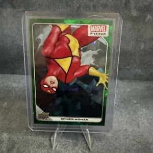 2023 Marvel Platinum Spider Woman Green Crackle /99 - Bild 1 von 2