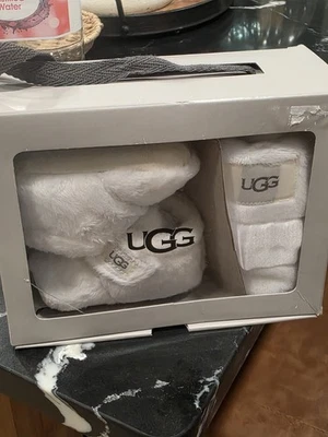 Unisex 12-18 Mos Bebé 04/05 UGG BIXBEE & LOVEY BOTINES Y MANTA Botas Zapatos Nuevo Foto 1 de 4