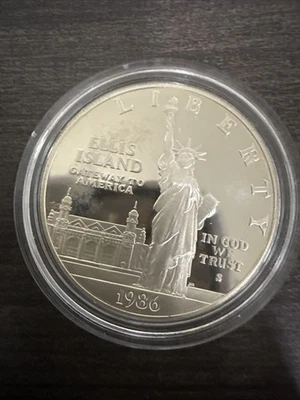 1986-S  Capsuled Ellis Island Gateway to America US Silver Dollar Liberty - Image 1 of 4