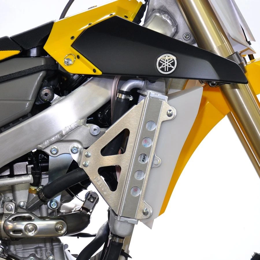 Brackets de carrera de radiador Devol 0122-5502 Foto 1 de 1