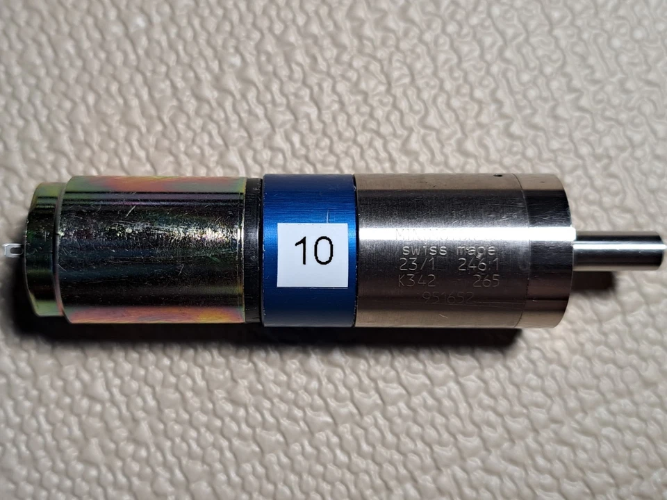 MOTORREDUCTOR FAULHABER MINIMOTOR SA 2233U012S 23/1 246:1  Foto 1 de 1