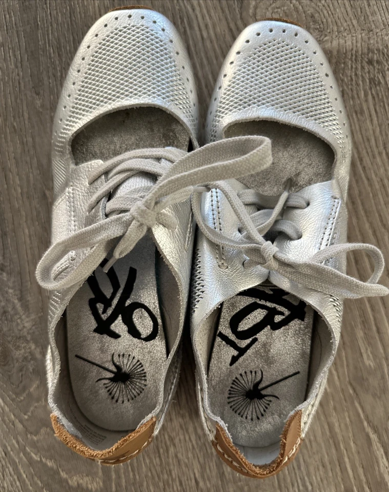 Кроссовки OTBT Star Dust Mary Jane серебристые кожа комфортный тренажер размер 7 - Изображение 1 из 4