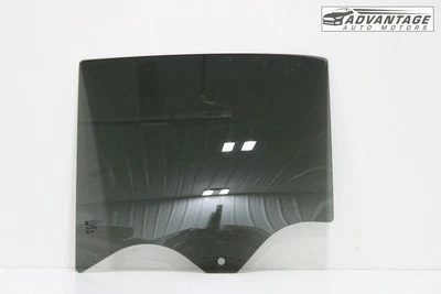 Chevrolet Equinox 2018-2024 puerta trasera izquierda ventana cristal 84388312 OEM Foto 1 de 4