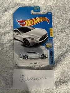 2016 Hot Wheels Factory Fresh #6/10, Tesla Model S, White #175 - Picture 1 of 2