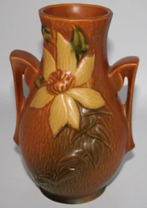 Vintage Roseville Clematis vase 108-8, 8.5 inches, brown double handled vase - Picture 1 of 4
