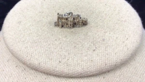 Vintage Sterling Silver 925 Old Castle Pendant GG513 - Picture 1 of 2