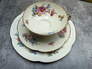 Für Sammler: 3 Teile, Sammeltasse,Zeh Scherzer/Bavaria, Blumendekor mit Goldrand - Bild 1 von 3