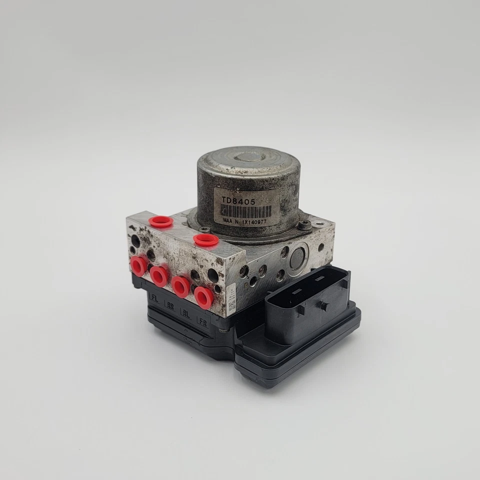 Módulo de control de bomba Nissan Juke Abs 2012 2013 2014 Foto 1 de 4