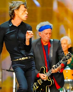 THE ROLLING STONES - REFRIGERATOR PHOTO MAGNET 3"-5" - Picture 1 of 1