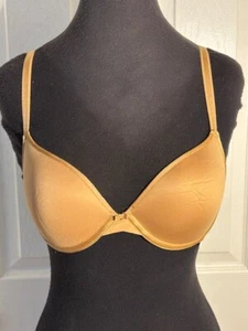 Chantelle Bra 2196 30DD Smooth Invisible T-Shirt Lightly Lined Underwire EUC - Picture 1 of 7