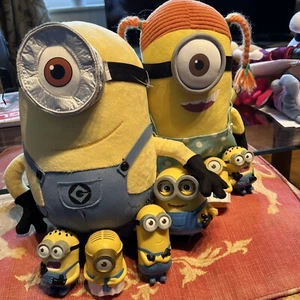 Despicable Me 2 Minion - Figura de acción Stuart paquete universal nueva película 1 de julio - Imagen 1 de 9