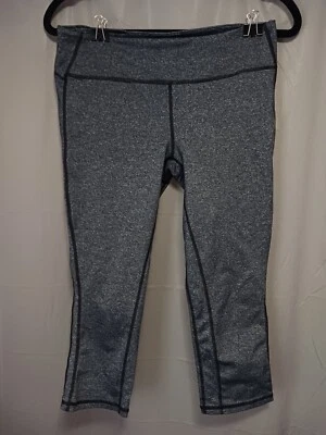 *Leaving Soon* Gap Fit Women's Heather Grey Capri Sz M Pocket Activewear - Image 1 of 4