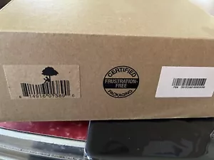 Kindle Fire 2011 D01E First Generation New in Box - Picture 1 of 9