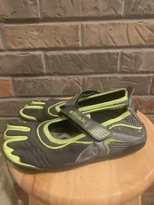 Body Glove Women's Water Shoes Green/Black Size 7 - Picture 1 of 8