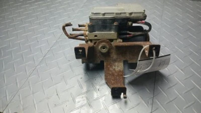 2002 Chevrolet Silverado 1500 ABS Anti Lock Brake Actuator Pump - Image 1 of 4