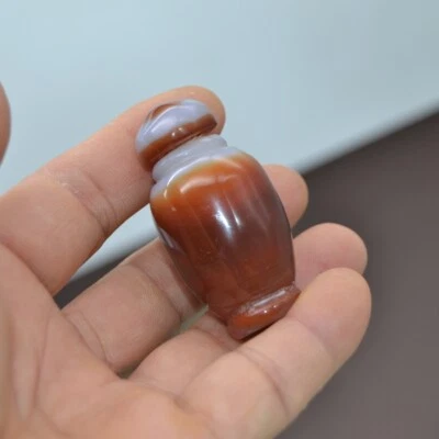 China, ágata roja, pura tallada a mano, exquisito jade de ágata, botella de tabaco. olla Foto 1 de 4