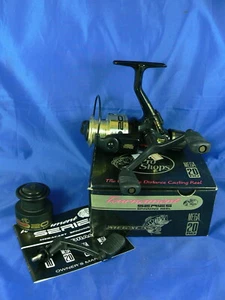 Tournament Bass Pro Megacast 20RD Spinning Black Bass, Trout, Sea Reel - Picture 1 of 2